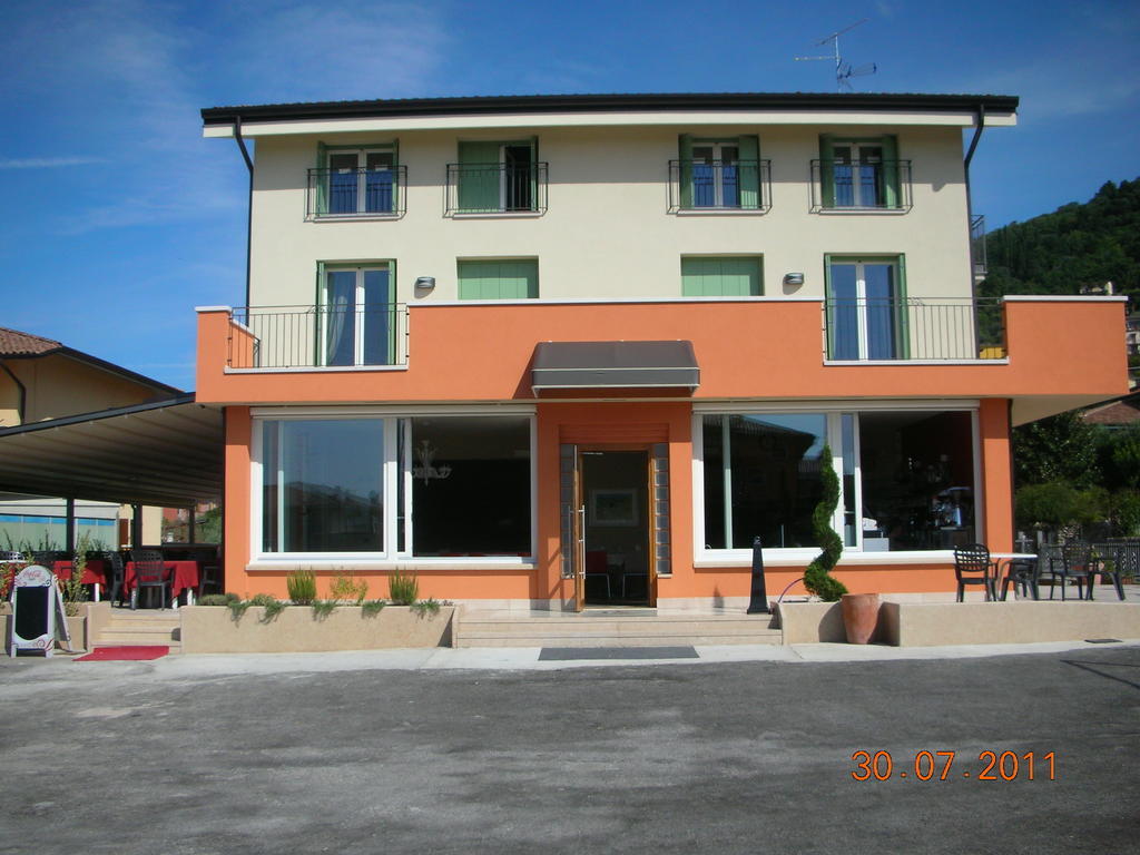 Affittacamere Sale E Pepe Cavaion Veronese Chambre photo